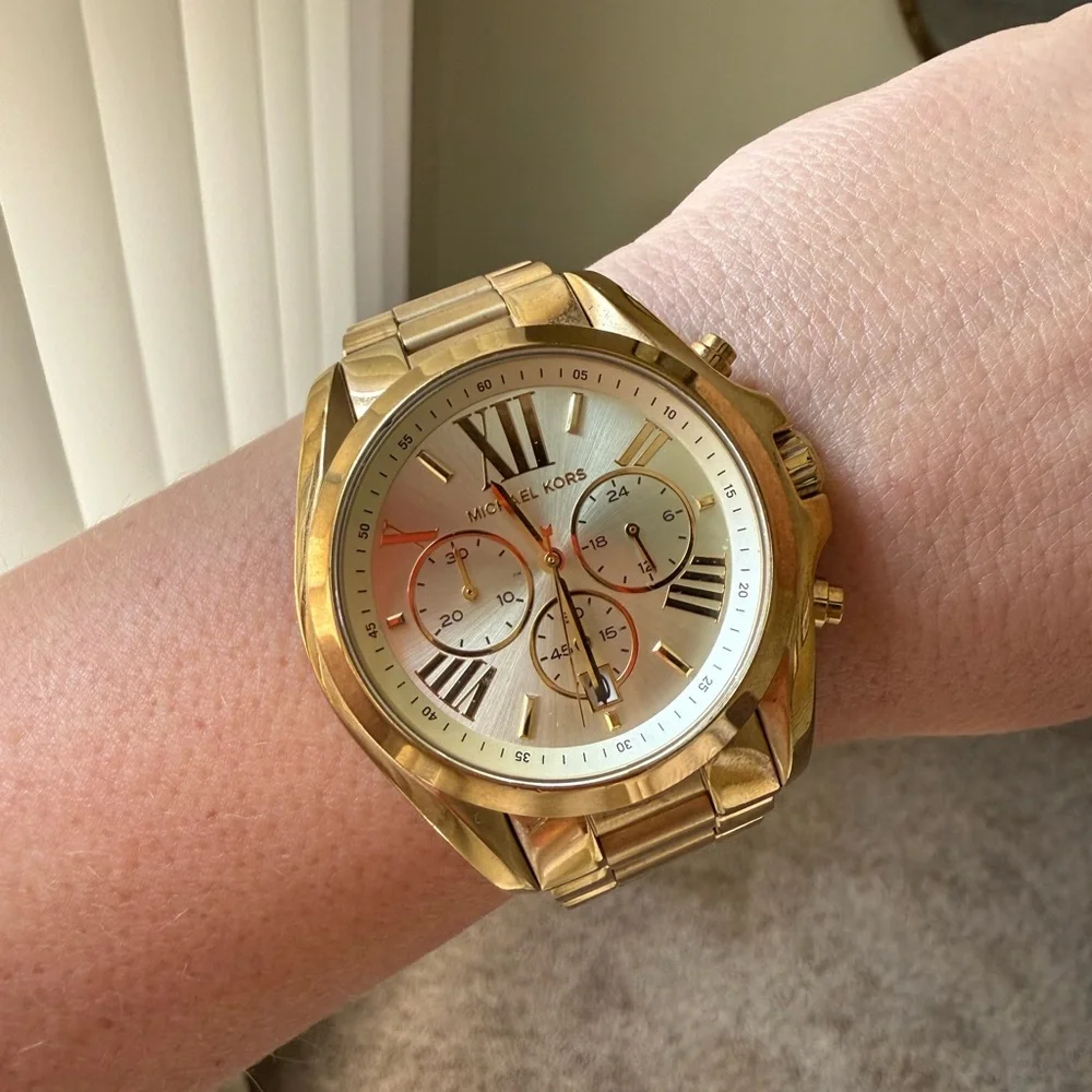 Michael Kors Bradshaw Watch - Picture 2 of 8